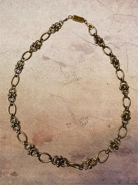 Stunning vintage like chocker length  Gold plated Link Necklace NWOT